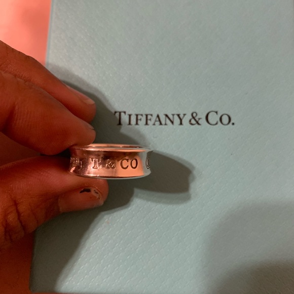 Tiffany Silver Iconic Ring - Picture 2 of 3
